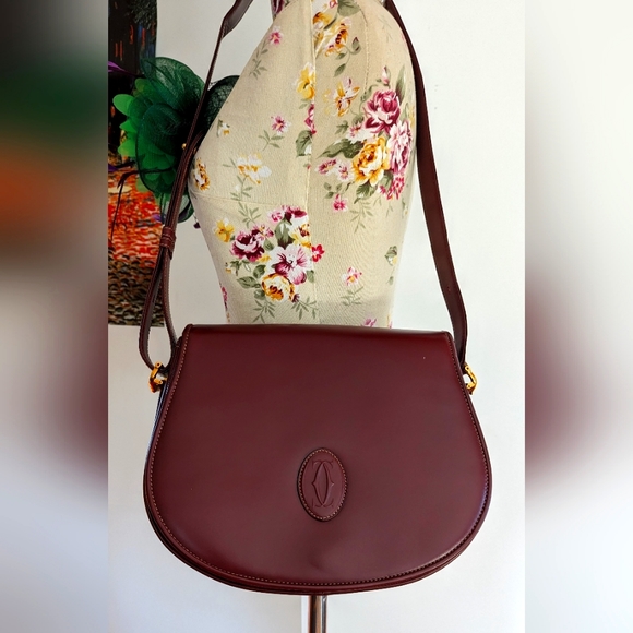 Cartier, Must de Cartier Burgundy Shoulder/ Sling saddle Bag - Picture 2 of 16